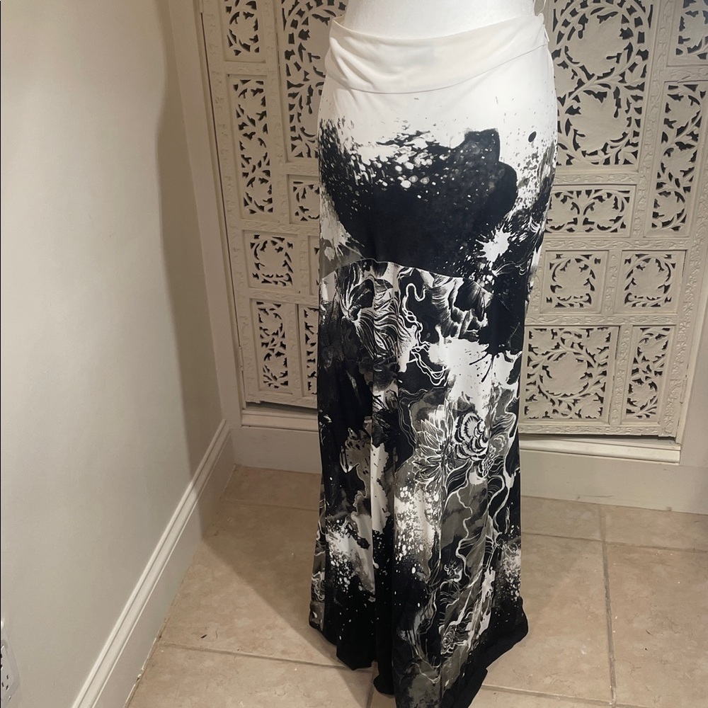 Roberto Cavalli Monochrome Floral Maxi Skirt